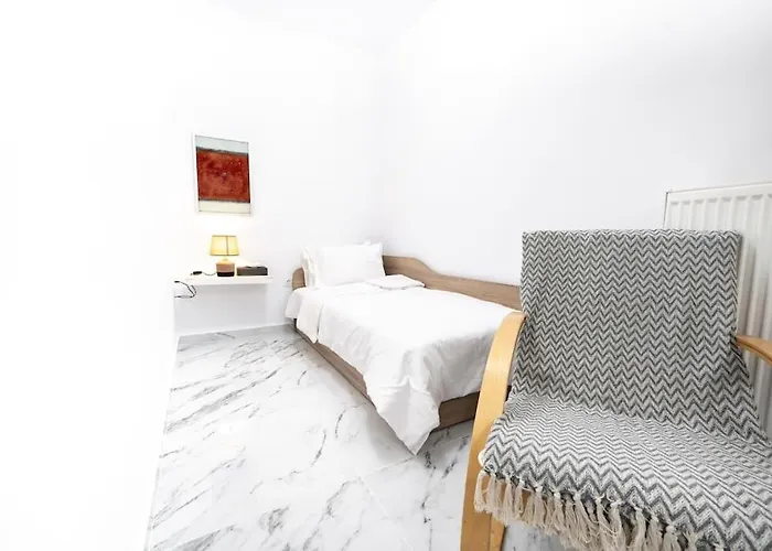 Super Lux Maisonette, 10 Minutes From City Center