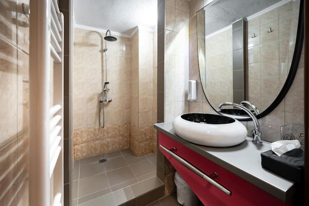 Super Lux Maisonette, 10 Minutes From Center Thessaloniki