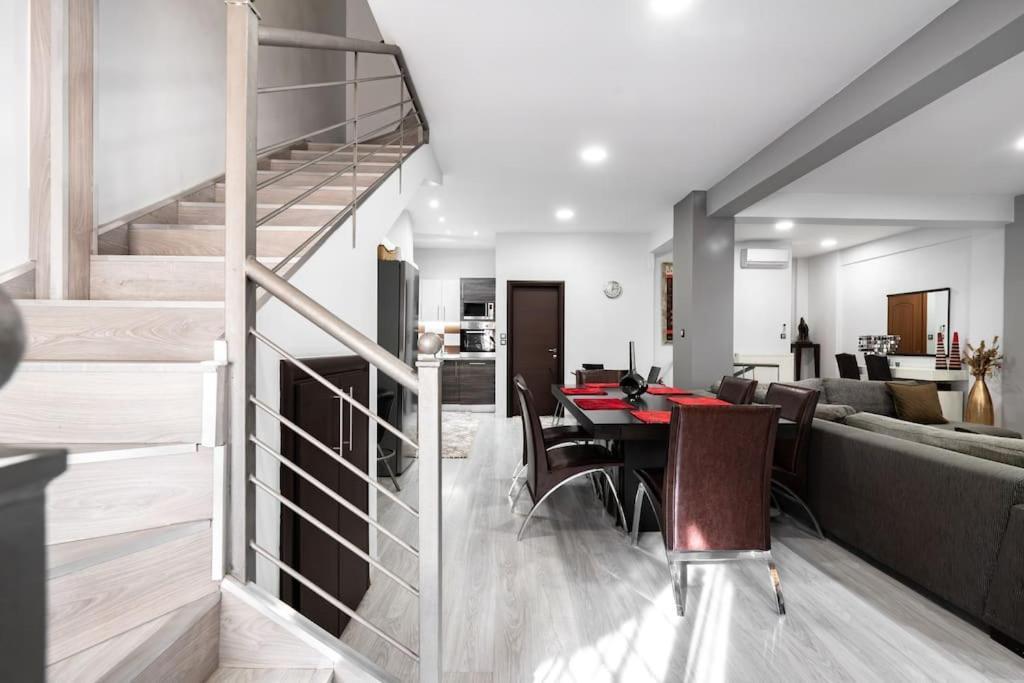 Villa Super Lux Maisonette, 10 Minutes From Center Thessaloniki