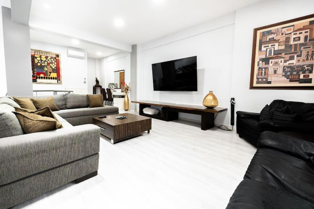 Super Lux Maisonette, 10 Minutes From Center סלוניקי